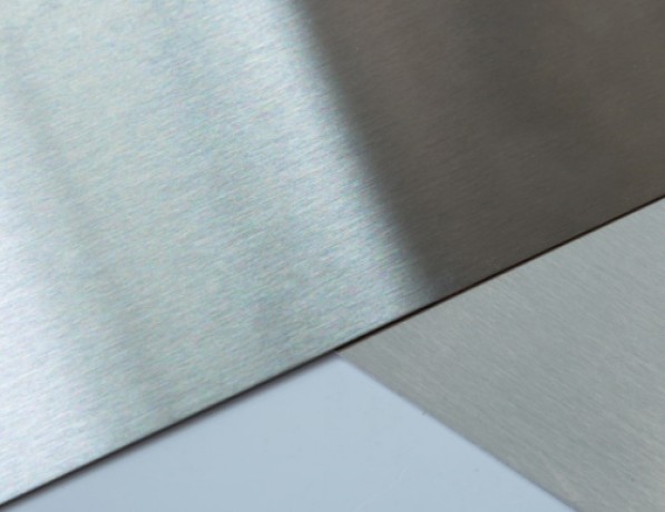 Лист нержавеющий шлифованный х/к ХН32Т 0,65 мм ГОСТ 24982-81 фото
