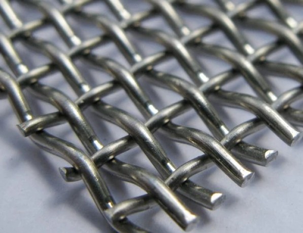 Сетка фильтровая нержавеющая саржевая односторонняя С450 10Х17Н13М3Т 450х0,09х3640х0,055 мм ТУ 14-4-432-94 фото